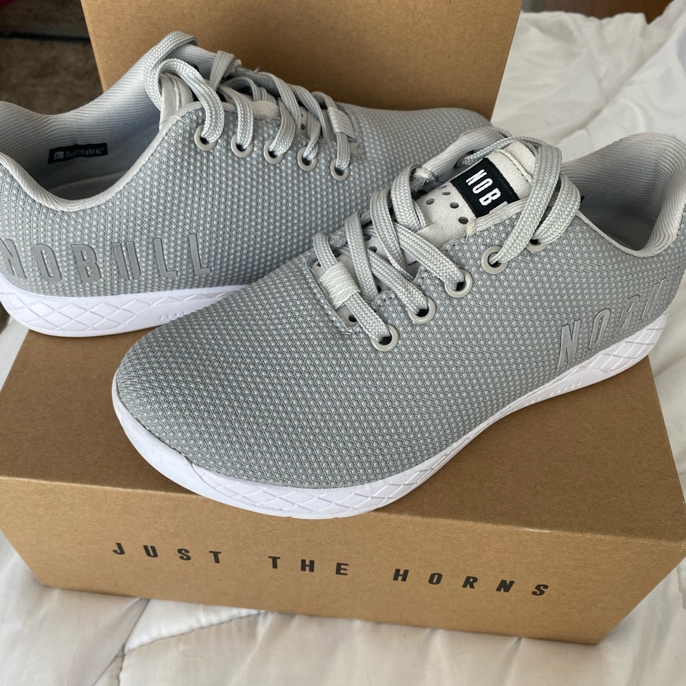 NWT No Bull Trainers